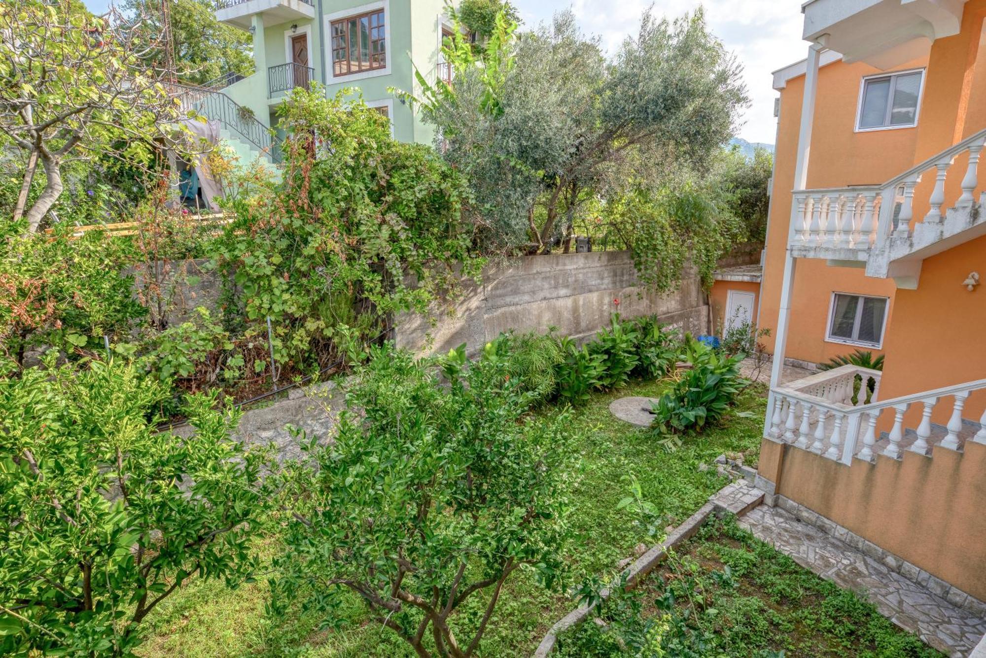 Snezna Kraljica Sutomore Exterior foto